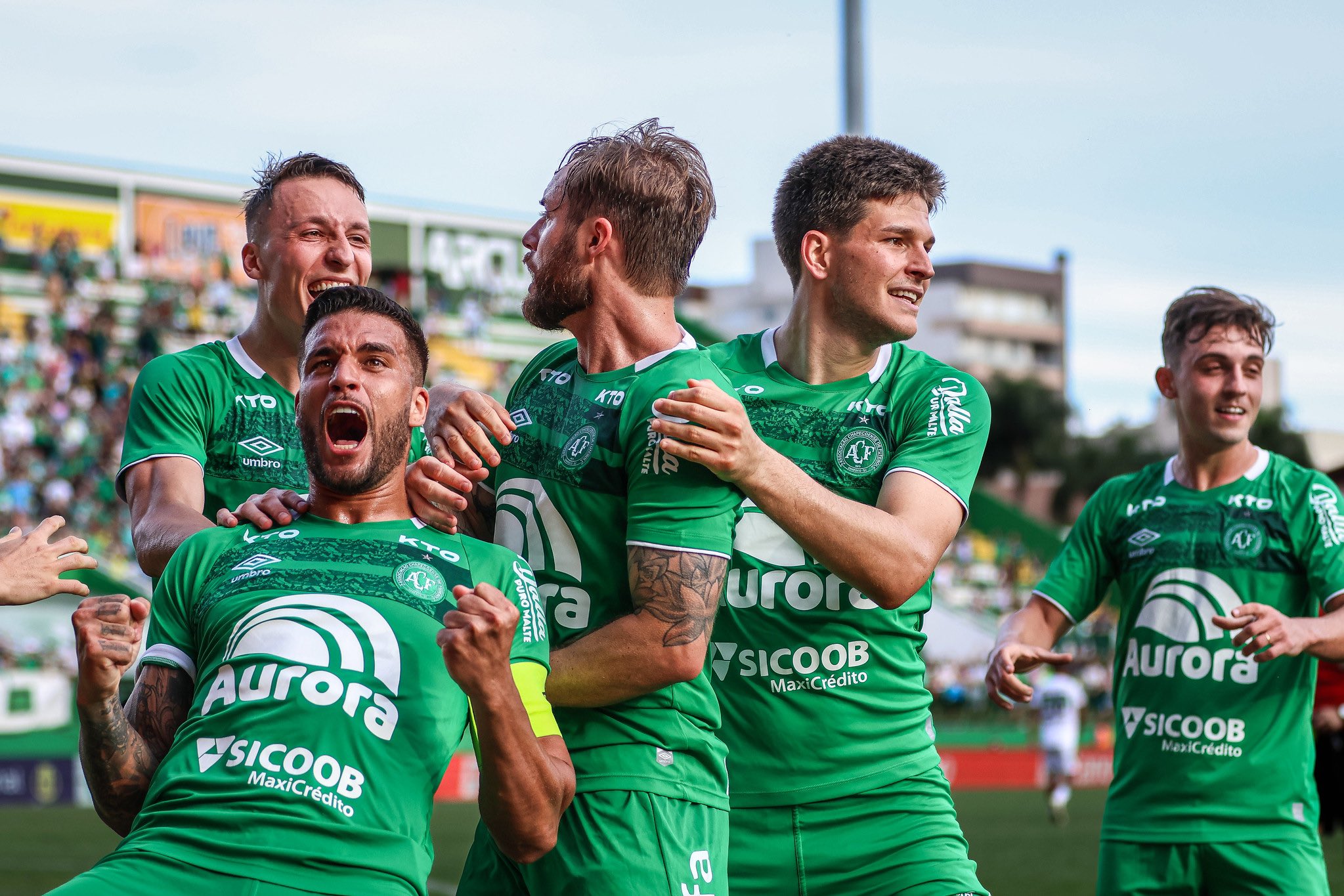 Chapecoense terá baixas para cumprir tabela na última rodada da Série B