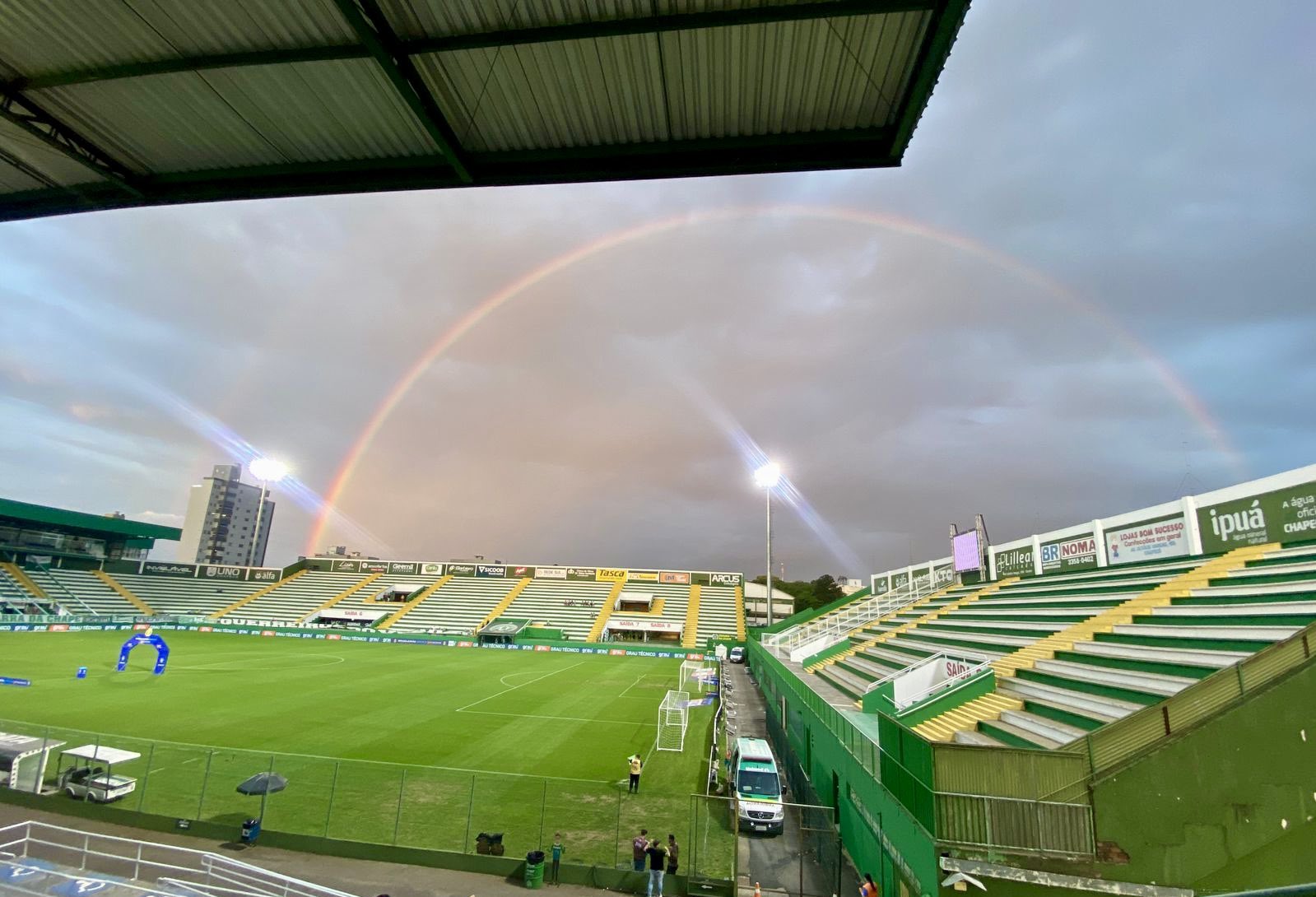 Chapecoense lanca promocao de ingressos para duelo com o Coritiba