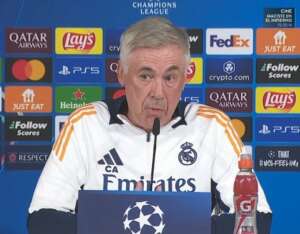 Real Madrid dá 'voto de confiança' a Ancelotti após derrota para o Milan