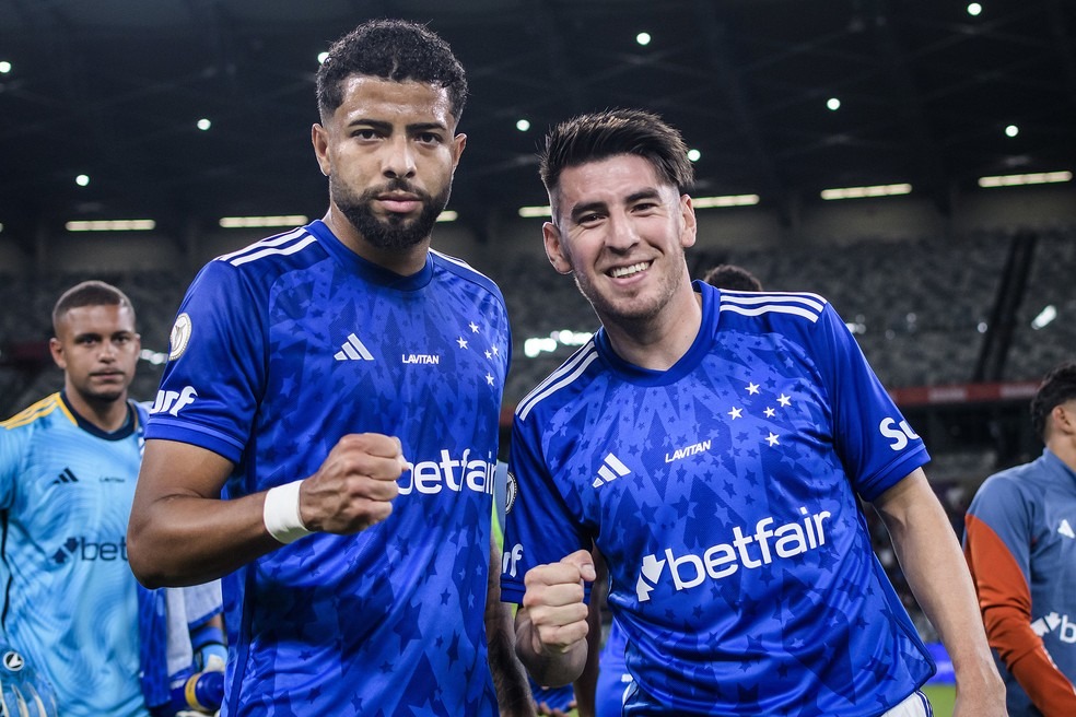 Dupla titular da Raposa (Foto: Gustavo Aleixo/Cruzeiro)