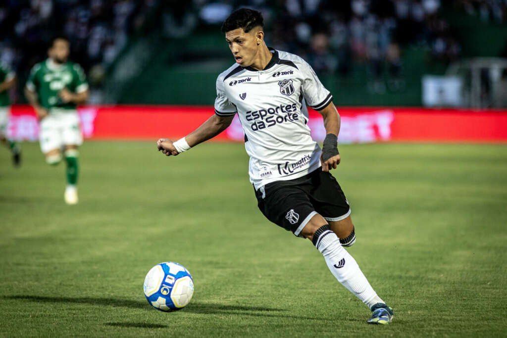 Ceará termina Série B com acesso e artilheiro do campeonato