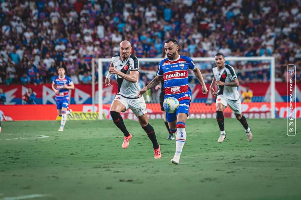 Fortaleza bate Vasco e mantem briga pelo titulo 4