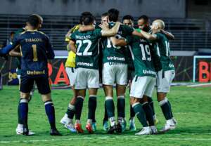 Amazonas x Goiás - Esmeraldino segue na briga