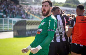 Goleiro deixa o Figueirense e acerta com time paranaense