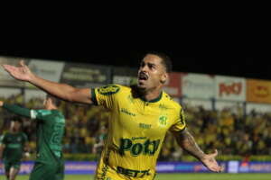 Mirassol goleia e se aproxima do acesso na Série B; Botafogo vence e ganha respiro do Z4