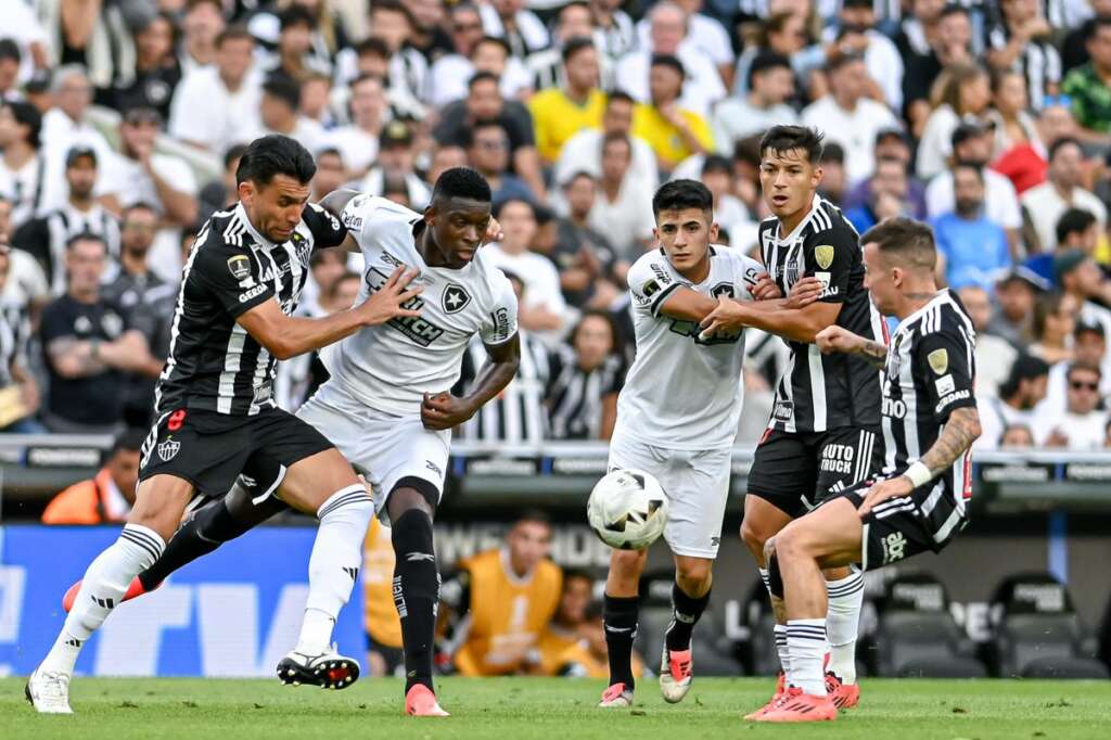 Herói do título, Luiz Henrique dedica conquista do Botafogo à família: ‘É um sonho’