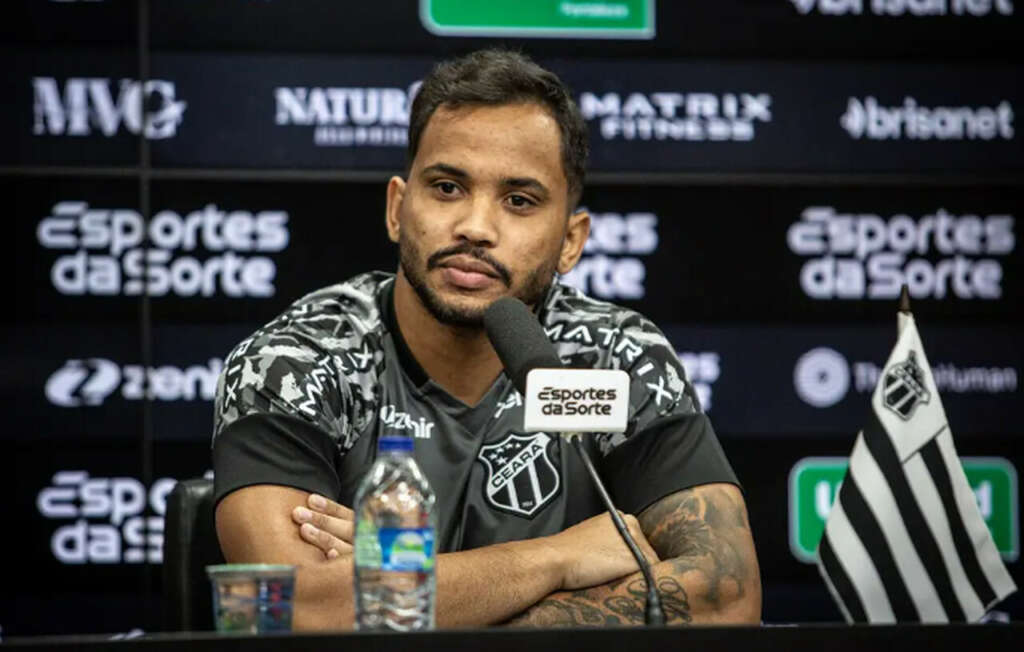 Volante do Ceará mostra confiança na “decisão” do acesso: “Depende de nós”