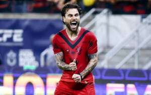 Sport pensa estratégia para ter Lucas Lima contra o Santos