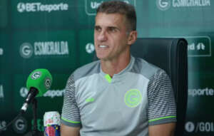 Técnico do Goiás projeta jogo duro em 