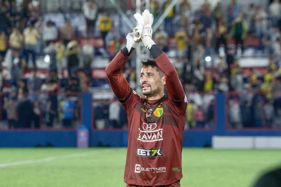 Goleiro do Brusque destaca 'orgulho' de representar o time após queda ( Foto: Lucas Gabriel Cardoso/Brusque FC)