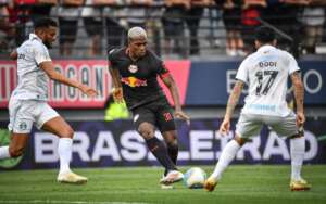 Bragantino terá reforço no ataque diante do Atlético-GO