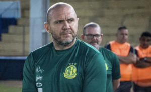 Mozart destaca força do Mirassol e responde a críticas sobre possível acesso