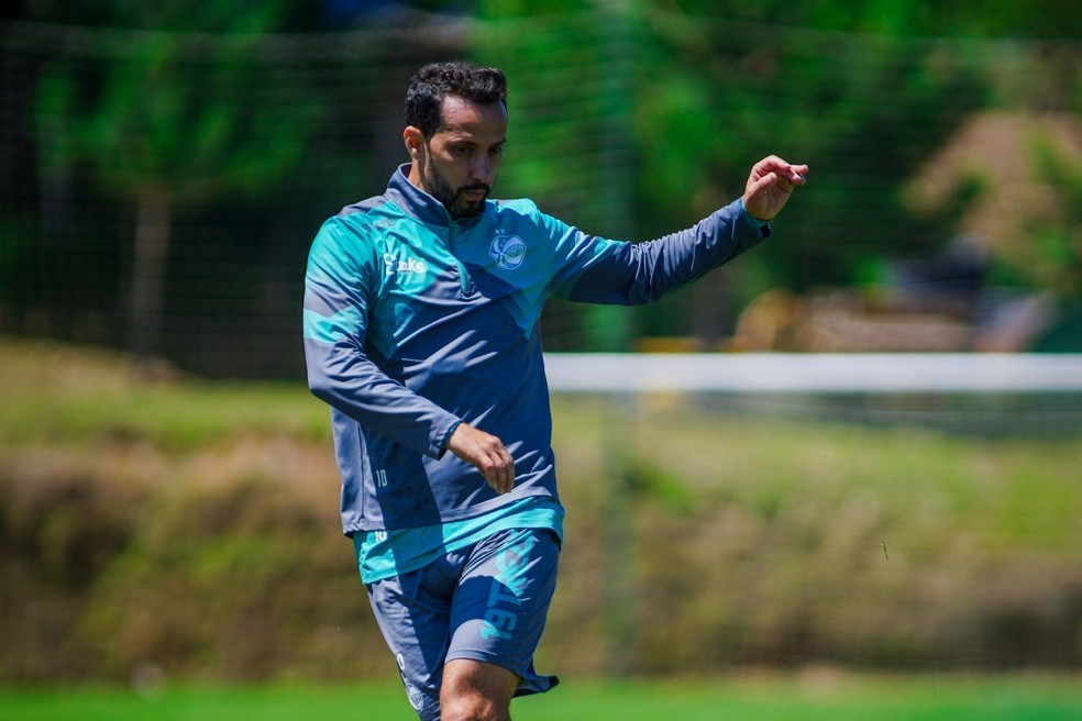 Nenê pensa em renovação com o Juventude e adiamento de aposentadoria (Foto: Fernando Alves/E.C Juventude)