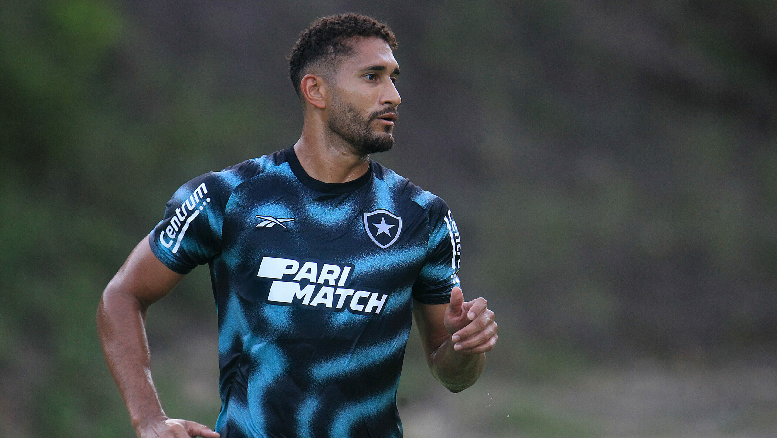 Pablo durante treino do Botafogo