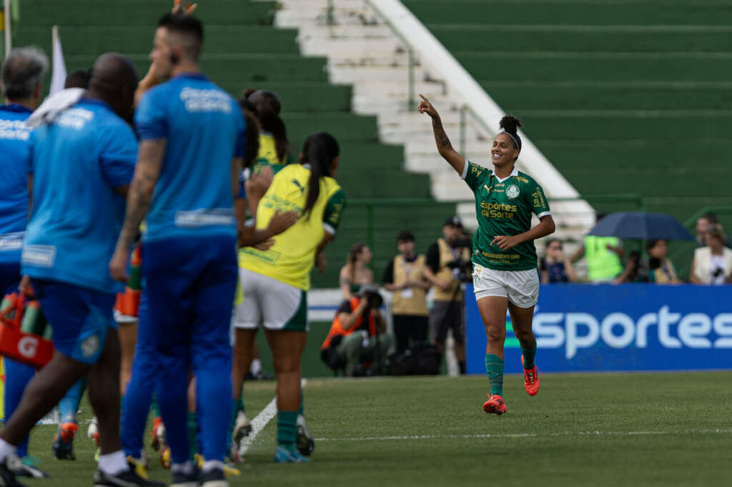 Palmeiras bate Corinthians e conquista o Paulistao Feminino 3