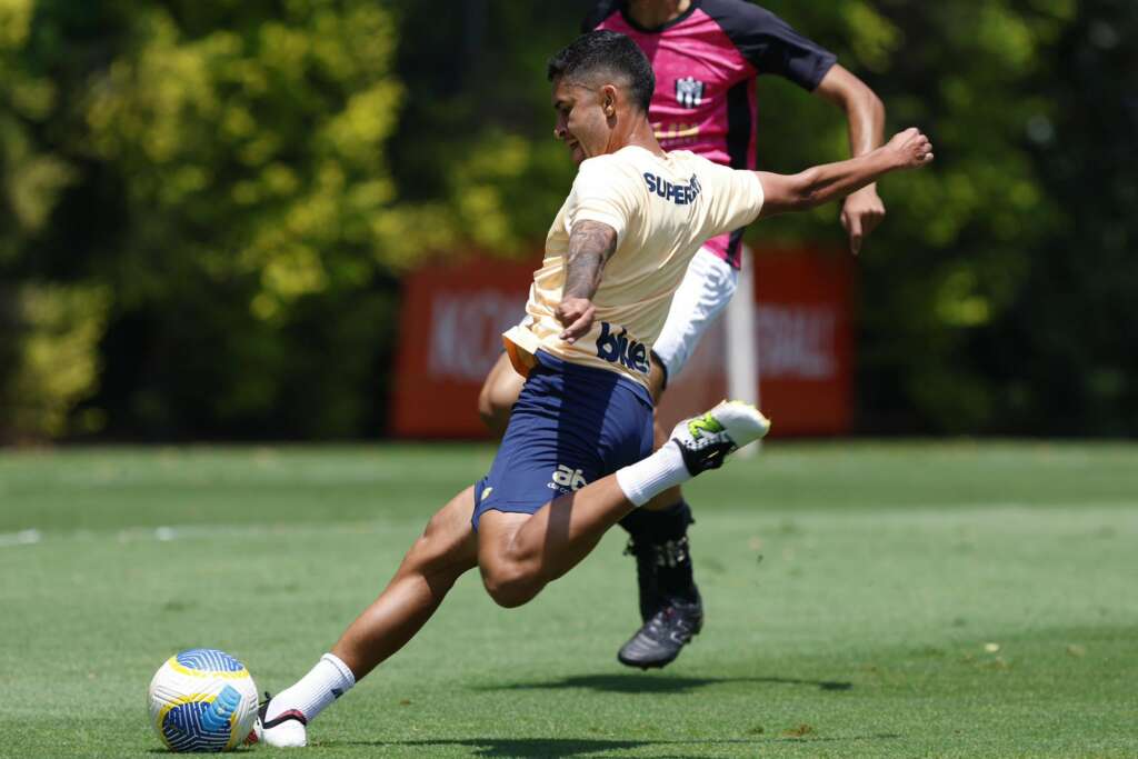 São Paulo faz tático para melhorar desempenho como visitante no Brasileirão