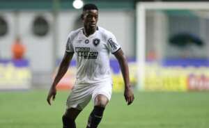 Árbitro confirma expulsão de Luiz Henrique, do Botafogo