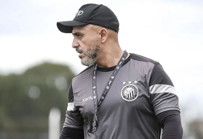 Rafael Guanaes será o novo treinador do América-MG