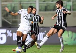 Botafogo x Vitória - Fogão pressionado pelo Palmeiras