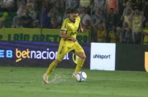 Atacante revelado pelo Rio Preto conquista acesso inédito com o Mirassol