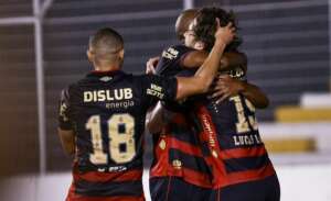 Ponte Preta 0 x 4 Sport - Leão volta ao G-4 e afunda Macaca