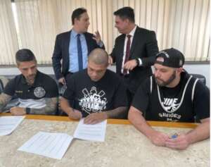 Gaviões assina acordo com a Caixa para quitar Arena Corinthians