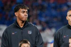 Flick garante volta de Yamal ao Barcelona após contusão