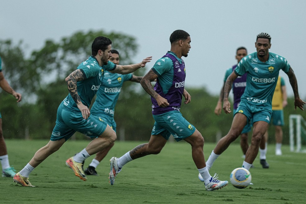 Cuiabá terá retornos importantes para partida contra o Flamengo ( Foto: AssCom Dourado)