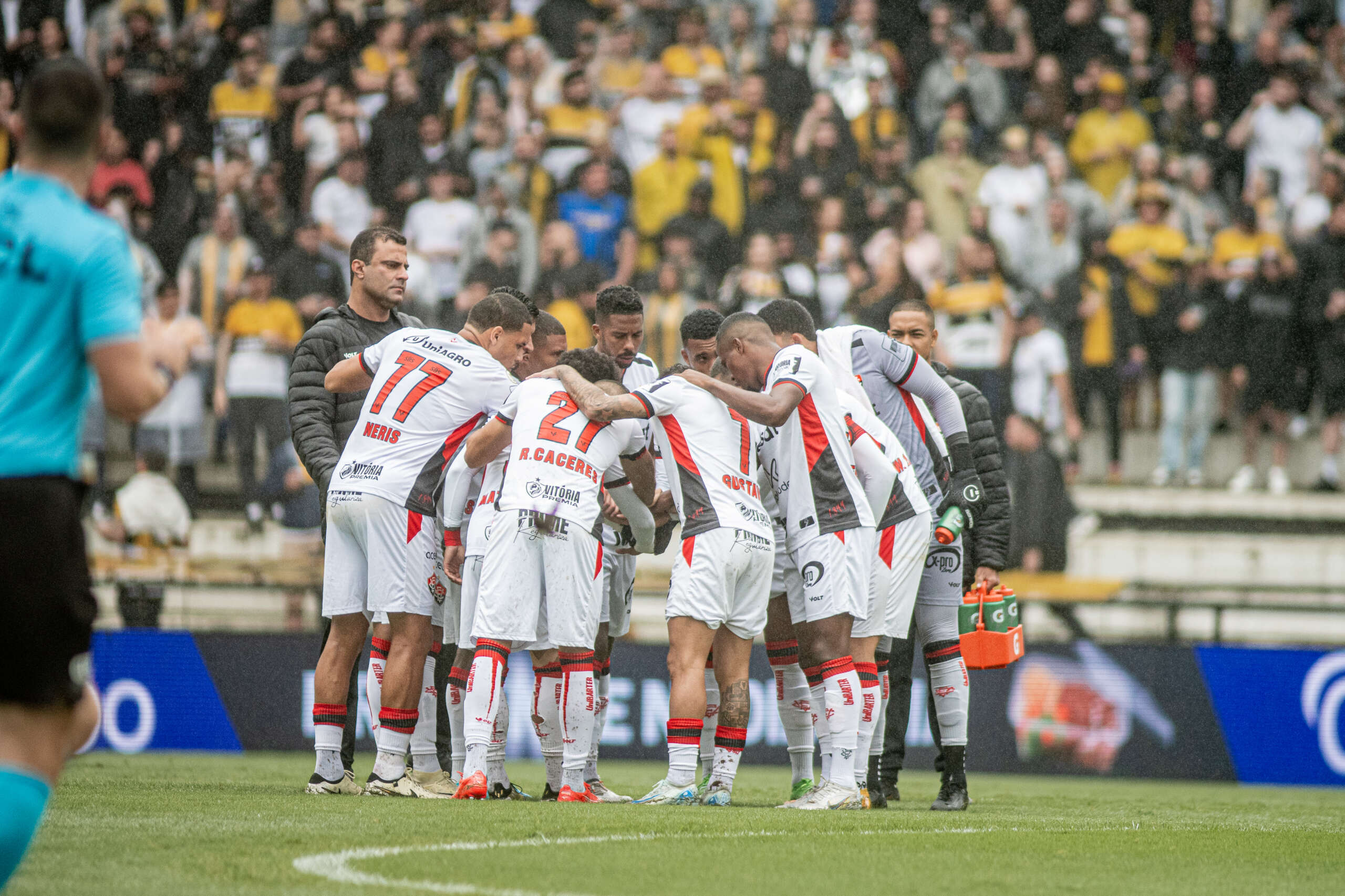 Janderson destaca força do Vitória em jogo contra o Criciúma (Foto: Victor Ferreira/ECV)