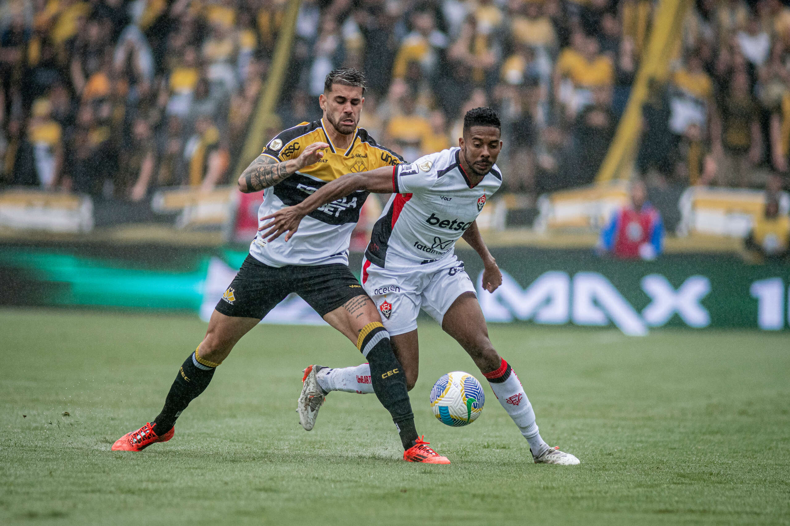 Criciúma 0 x 1 Vitória - Leão perto de manutenção na Série A (Foto: Victor Ferreira/ECV)