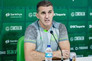Vagner Mancini mantém confiança no acesso do Goiás: 