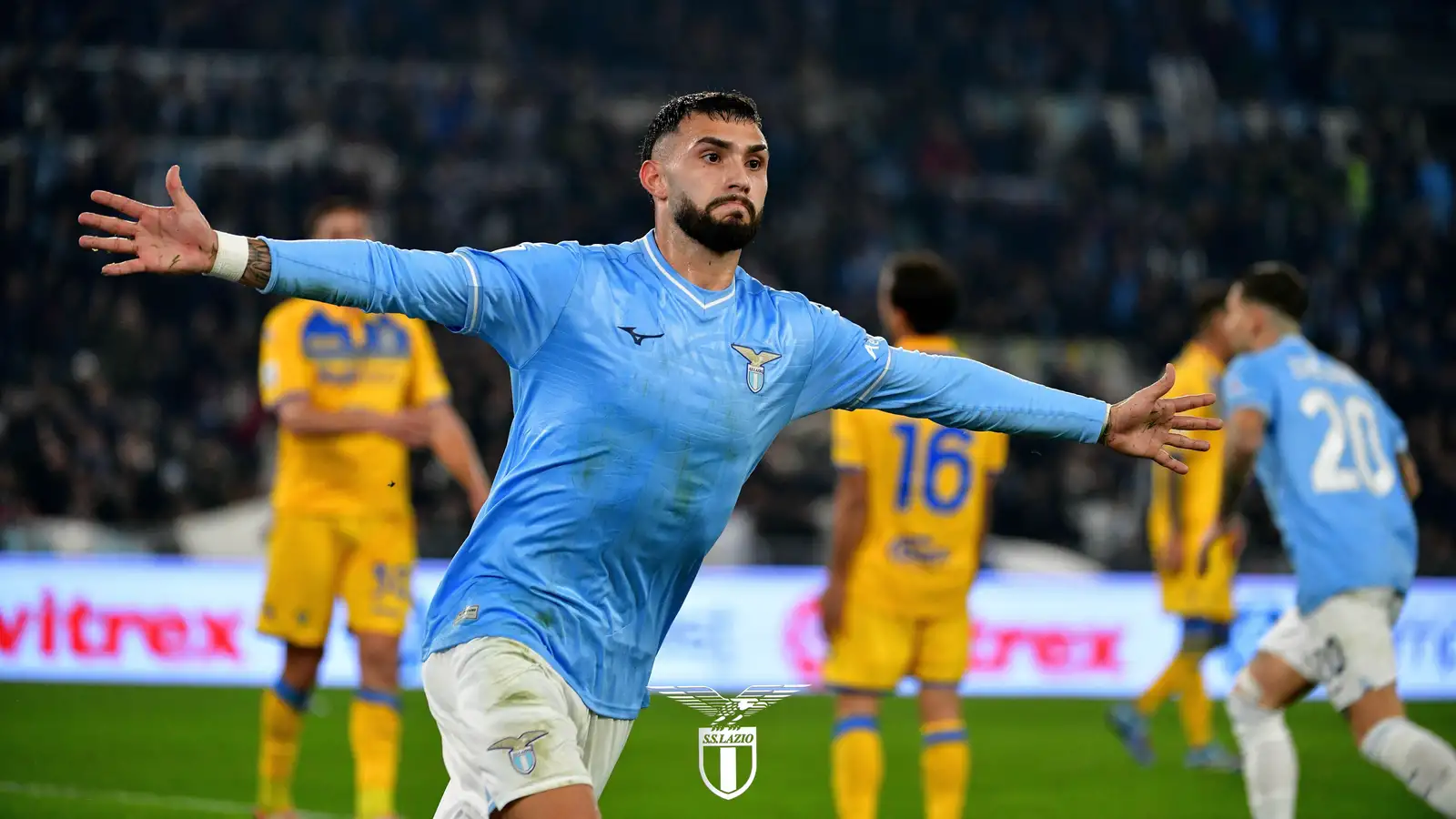 Castellanos comemorando gol pela Lazio