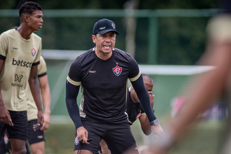 Vitória faz ajustes táticos para decisão contra o Criciúma (Foto: Victor Ferreira / EC Vitória)