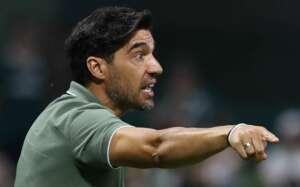 Palmeiras precisa de reviravolta para não ter 'pior' ano com Abel Ferreira