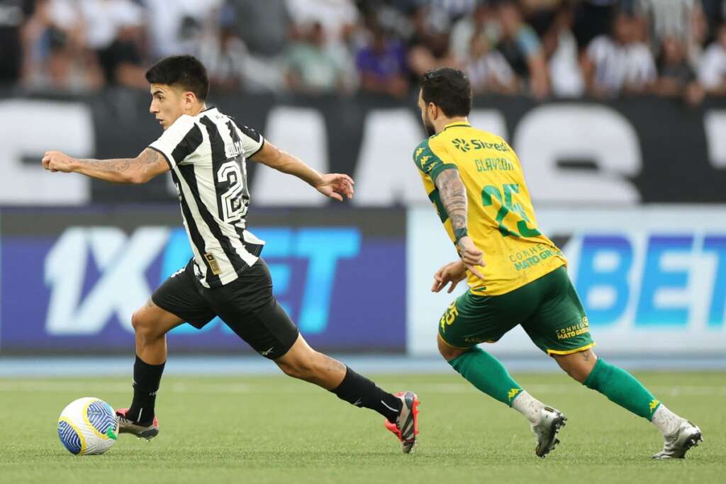 Botafogo 0 x 0 Cuiabá – Líder amassa, mas não vence e acaba vaiado