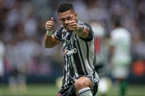 Craque do Atlético-MG volta ao Brasileirão contra o Flamengo