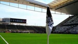 Torcida do Corinthians lança vaquinha para quitar arena