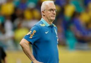 Dorival aprova trabalho: 