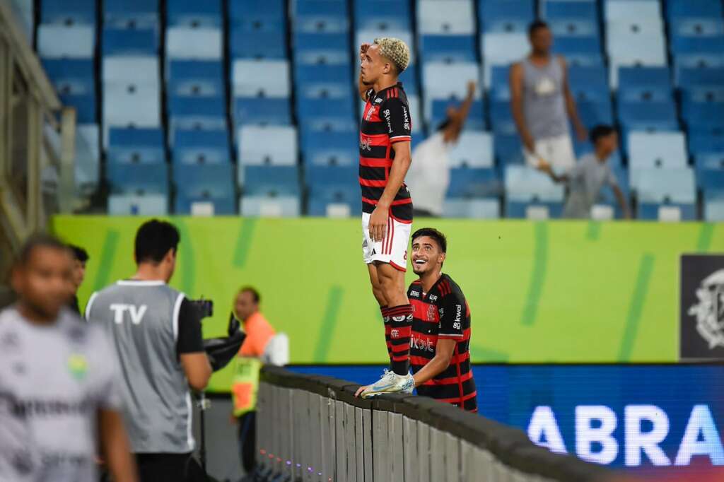 Cuiabá 1 x 2 Flamengo - Jovens decidem em vitória na Arena Pantanal