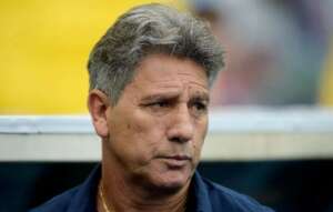 Renato diz que Grêmio precisa de 'time de R$ 1 bilhão' para jogar bonito