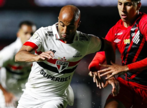 São Paulo 2 x 1 Athletico - Tricolor vence e afunda o Furacão