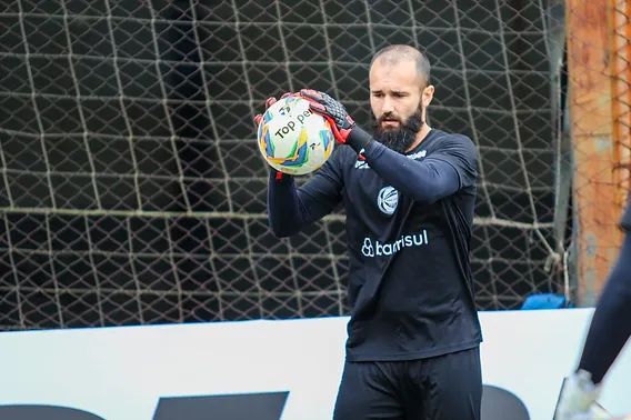 Goleiro Fábio Rampi foi decisivo para o título do São José