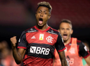 Flamengo descarta afastar Bruno Henrique e revela investigação do STJD