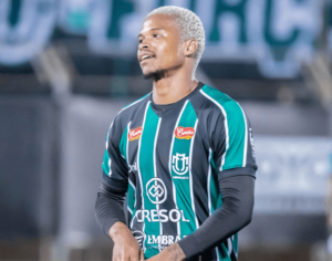 Votuporanguense anuncia volante que conquistou acesso com o Maringá-PR