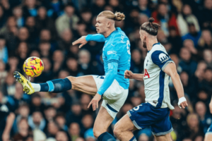 Guardiola defende Haaland de críticas no City: 'Sem ele, estaríamos com mais problemas'