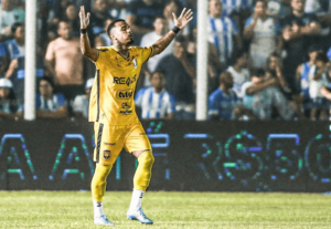 Destaque deixa Amazonas e tem futuro incerto no São José-SP