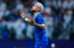 Pai de Neymar espera ver filho em boa fase no Mundial e revela: 'Nunca esteve tão livre'