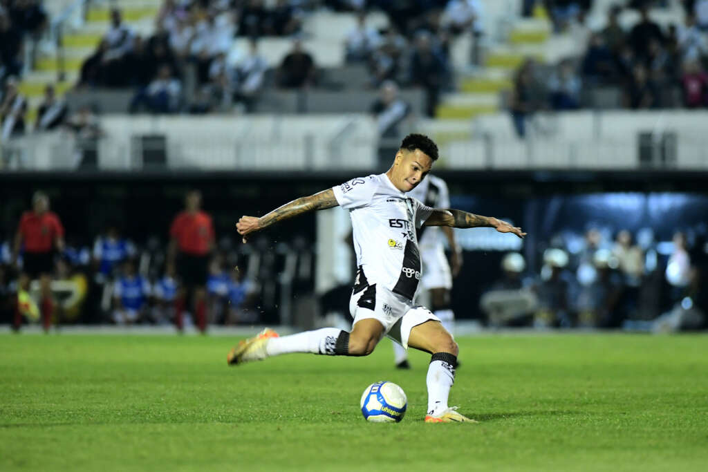 Igor Inocêncio pede desculpas por nova derrota da Ponte: ‘É a nossa vida’