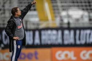 Seabra pede repertório e mente tranquila no Red Bull Bragantino