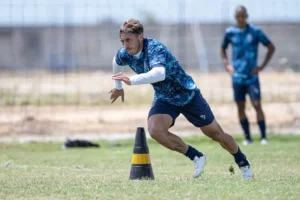 CSA confirma saída de lateral-esquerdo reserva